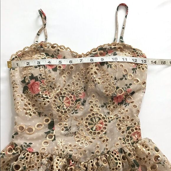 Vici Beaufort Floral Eyelet Peplum Tank Size Small - Picture 7 of 11